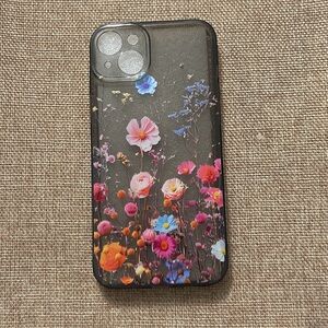 iPhone 14 Plus Wildflowers Clear Case
See description for others it will fit